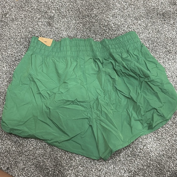 Pink running shorts - Picture 2 of 5